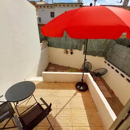 アパート Boiero アルビール